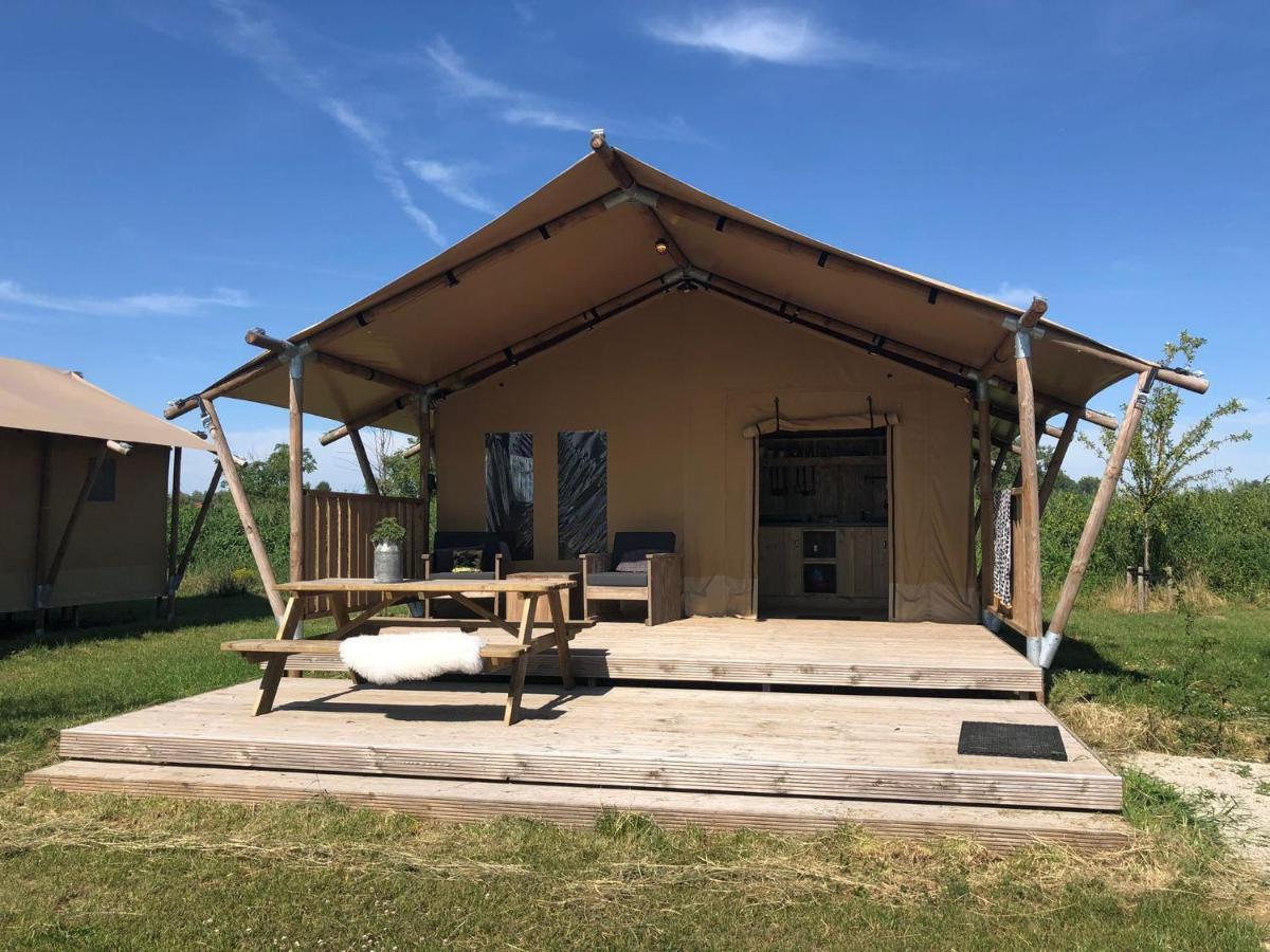 De Hazelaarshof Luxe Glampingtent Bij Natuurgebied De Millingerwaard Kekerdom Zewnętrze zdjęcie
